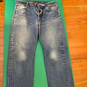 Men’s Levi’s 501 35 x 31 blue denim button fly straight leg